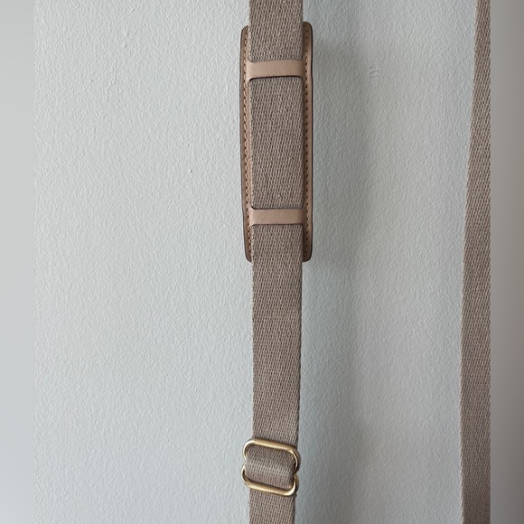 SOLD - MICHAEL KORS - Authentic Michael Kors Monogram Cross Body Bag in Vanilla - Picture 4 of 9